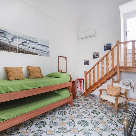 Green Island Apartment Procida Bagian luar foto